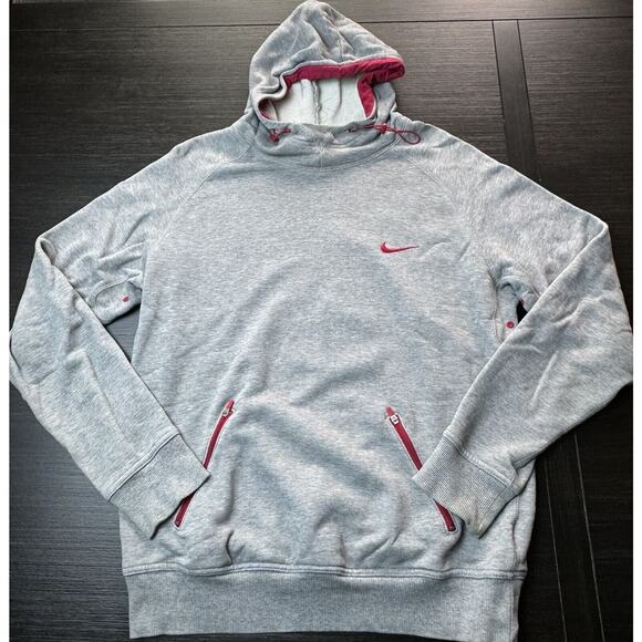 Vintage Nike Woman’s Hoodie Size M 8-10 Large Hit On Back, Some Cracking - Picture 1 of 11